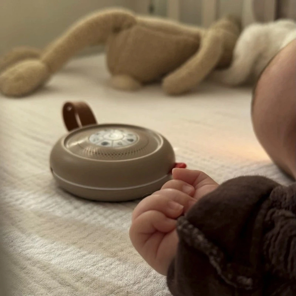 Portable baby soother USB-C - Suzy Deluxe-1